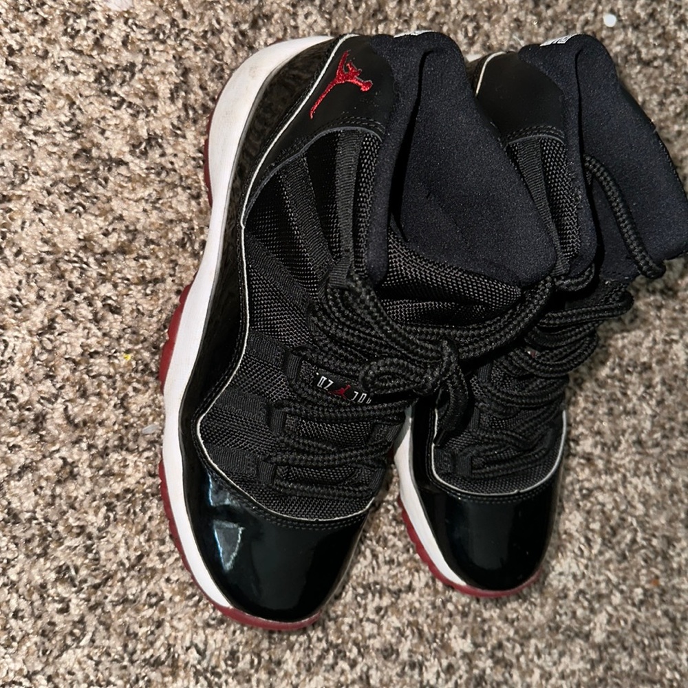 Jordan 11s